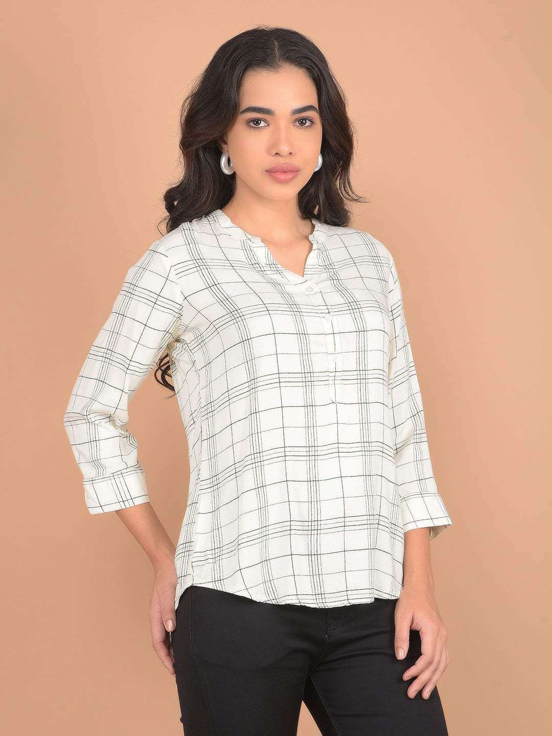 White V-Neck Checked Top-Women Tops-Crimsoune Club