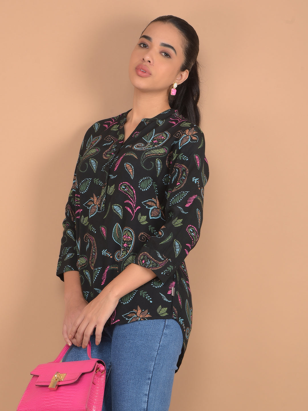 Black Floral Print V-Neck Top-Women Tops-Crimsoune Club