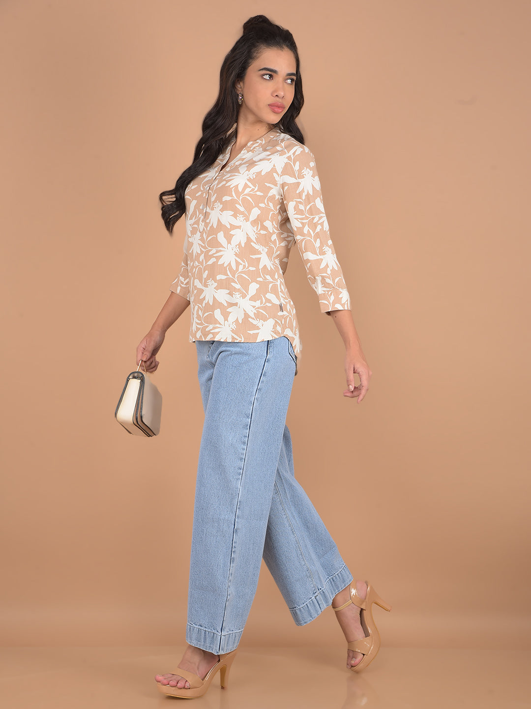 Beige Floral Print V-Neck Top-Women Tops-Crimsoune Club