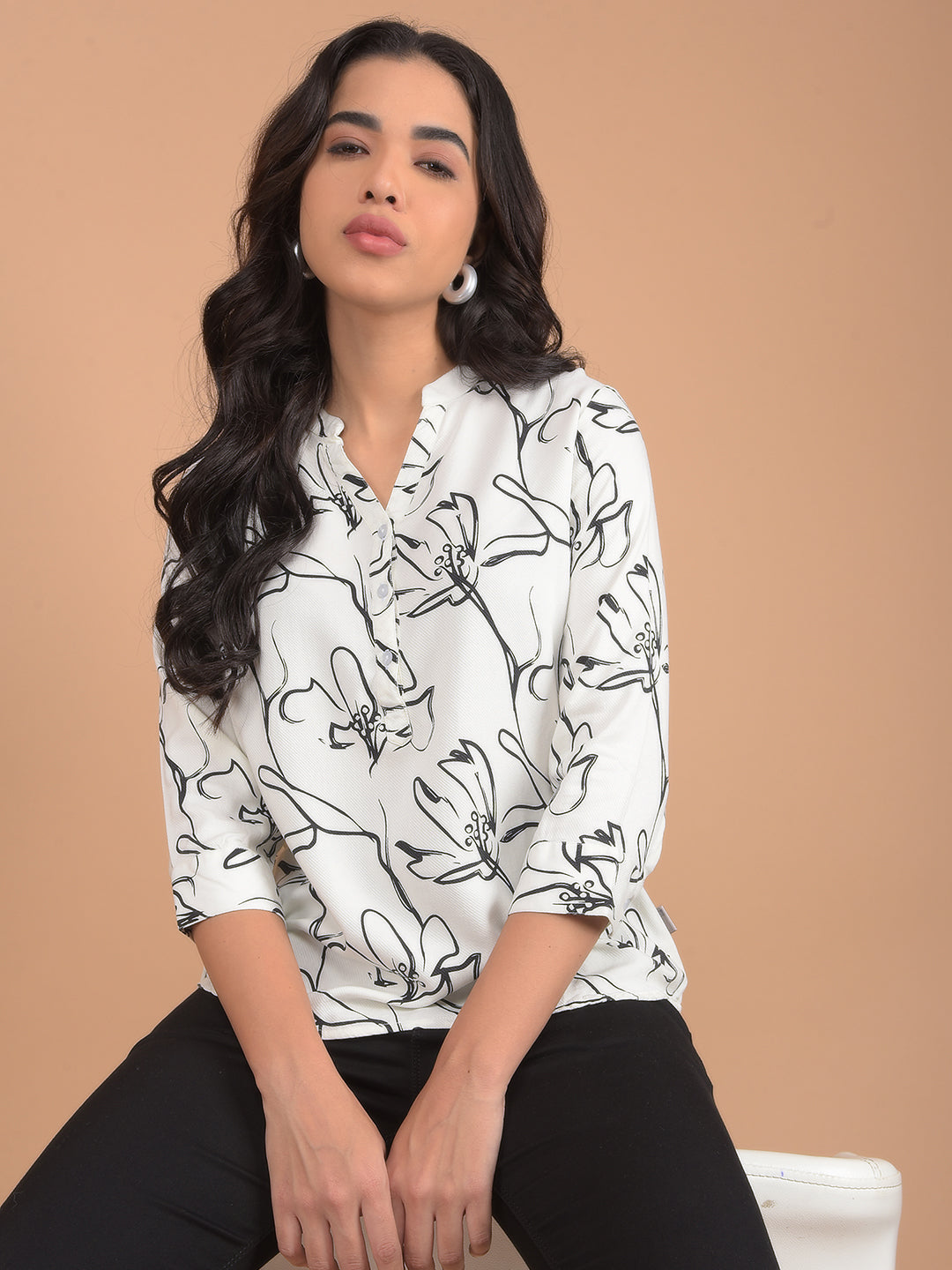 White Floral Print V-Neck Top-Women Tops-Crimsoune Club