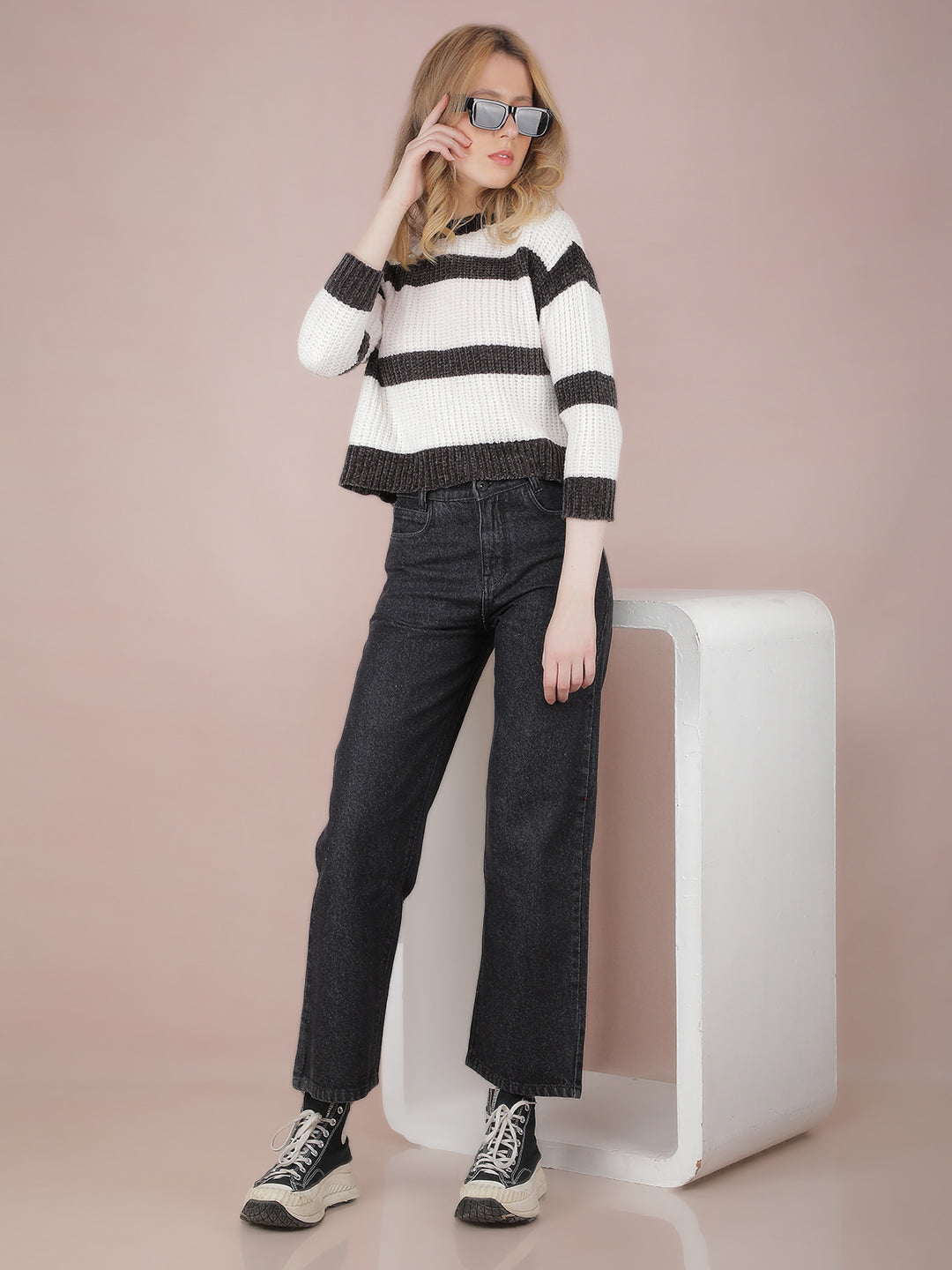 Black Horizontal Striped Crop Sweater-Women Sweaters-Crimsoune Club