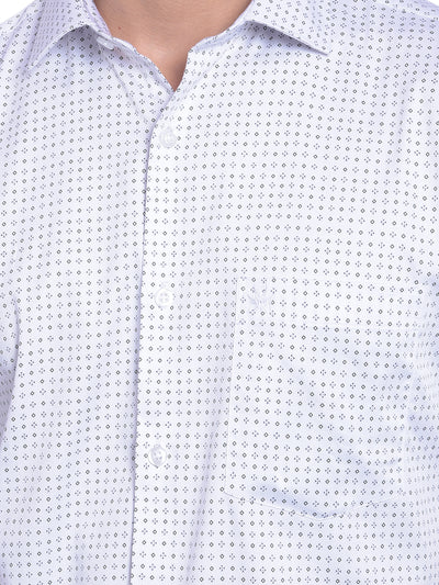 White Printed Shirt-Men Jeans-Crimsoune Club