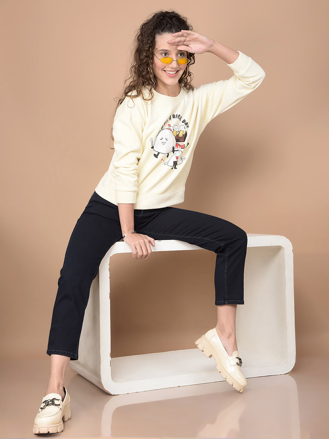 Cream Graphic Print Sweatshirt-Women Sweatshirts-Crimsoune Club