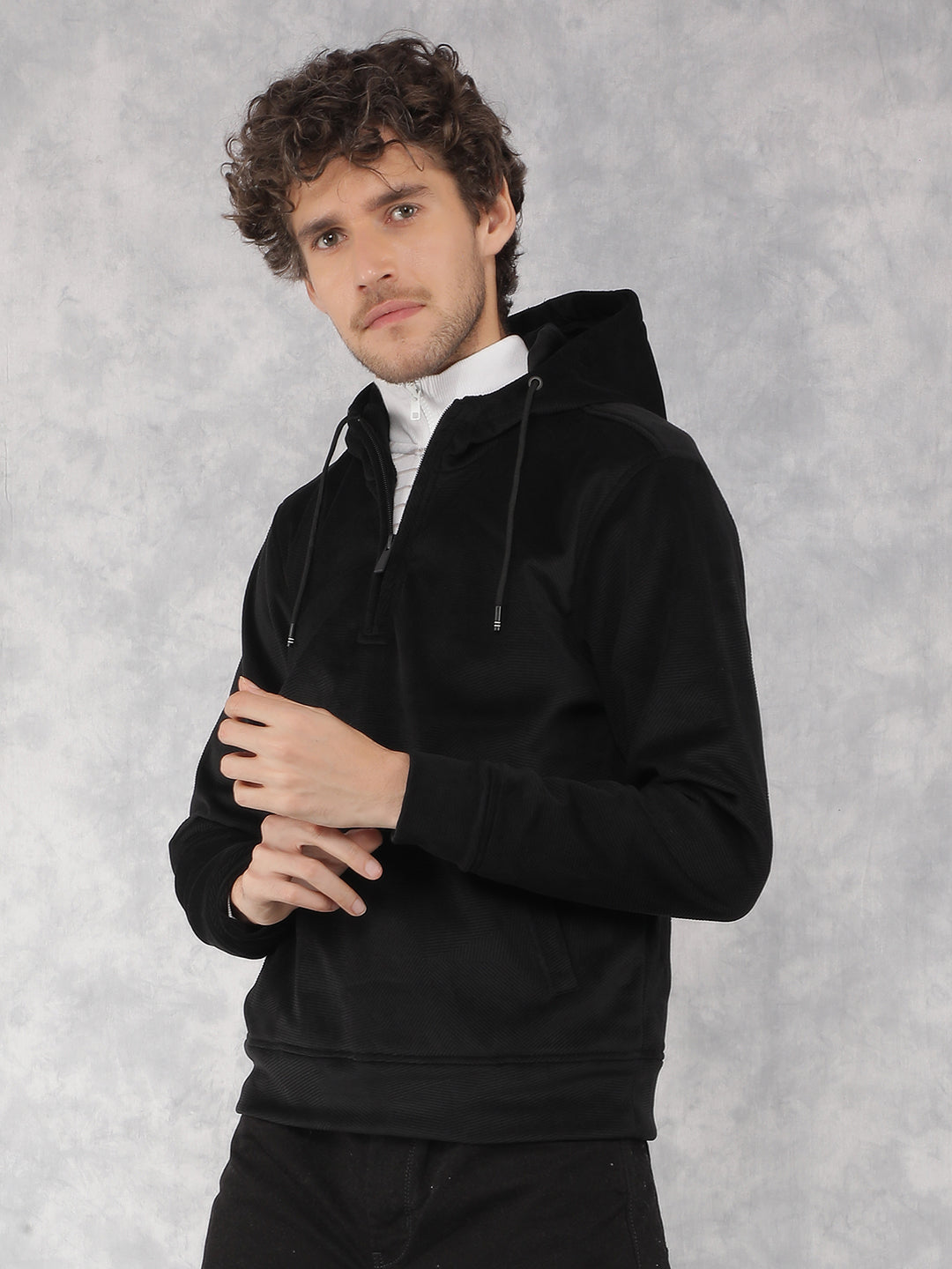 Black Hooded Neck Sweatshirt-Men Sweatshirts-Crimsoune Club