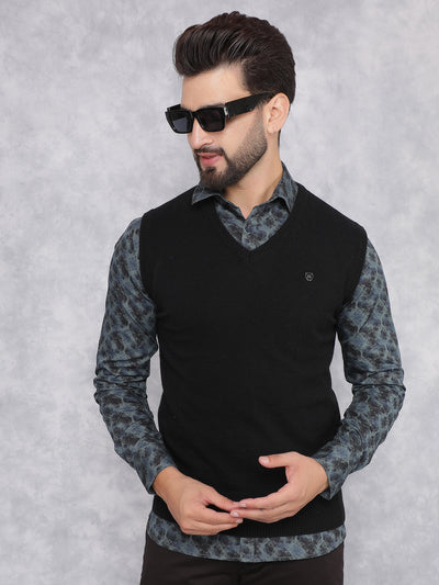 Black V-Neck Sleeveless Sweater-Men Sweaters-Crimsoune Club