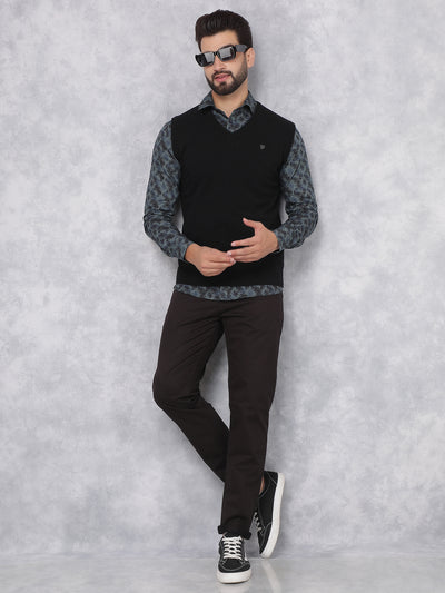 Black V-Neck Sleeveless Sweater-Men Sweaters-Crimsoune Club