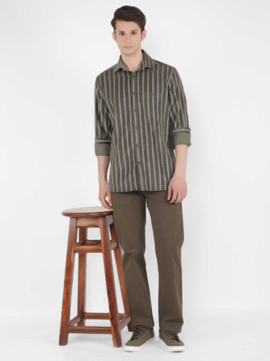 Olive Trousers-Men Trousers-Crimsoune Club