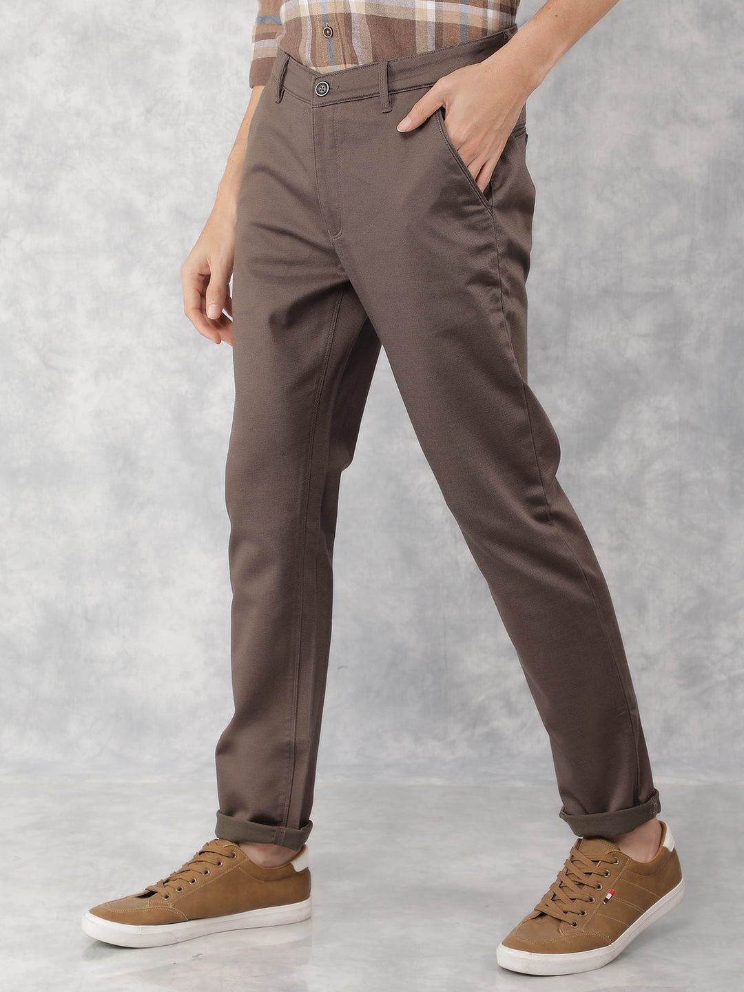 Olive Chinos Trousers-Men Trousers-Crimsoune Club