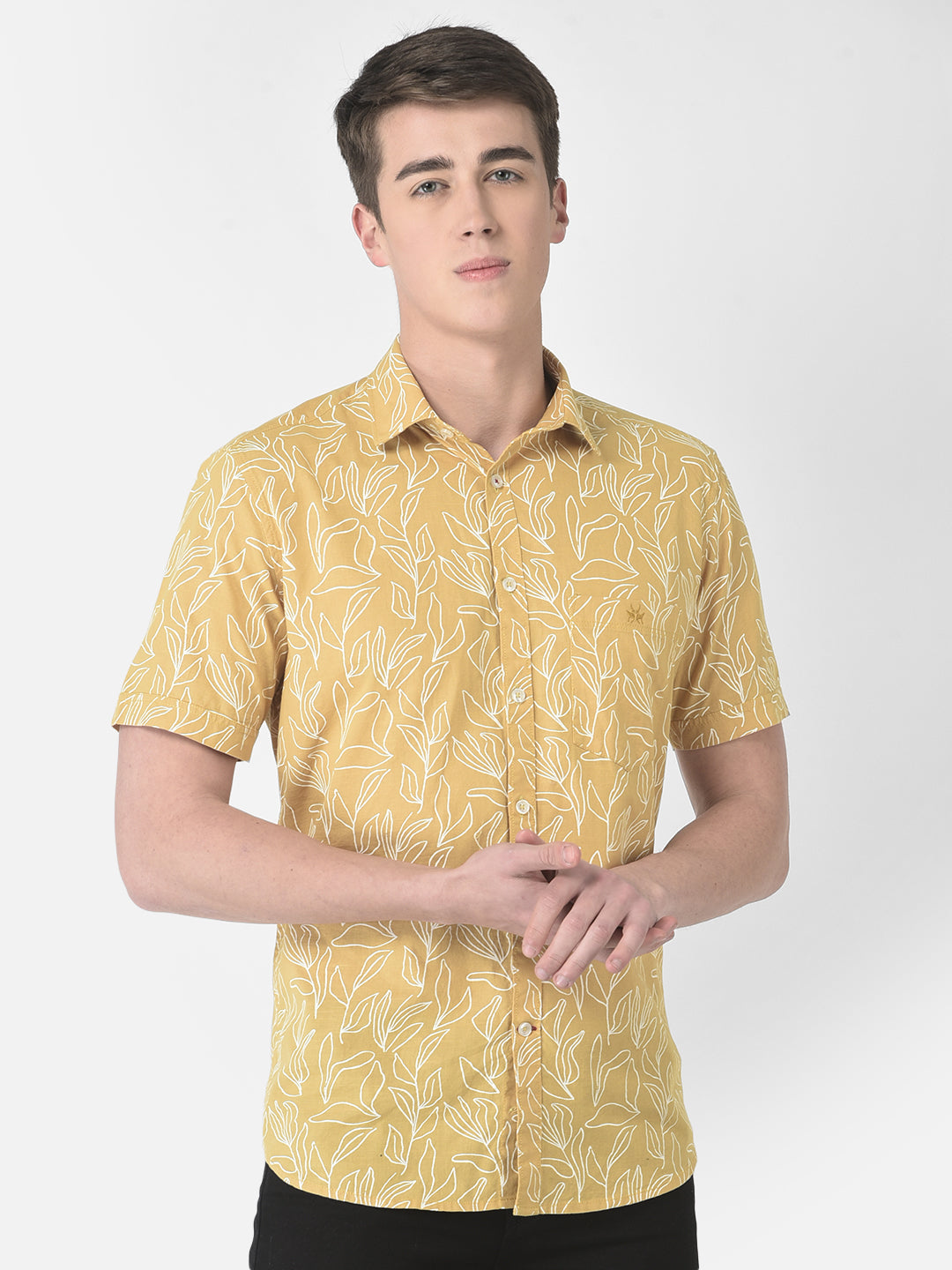  Yellow Short-Sleeved Floral Shirt