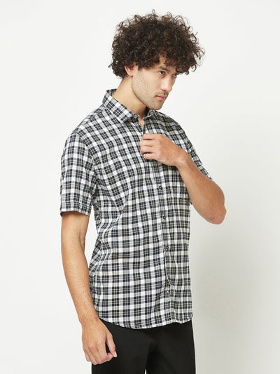  Black Short-Sleeved Checked Shirt