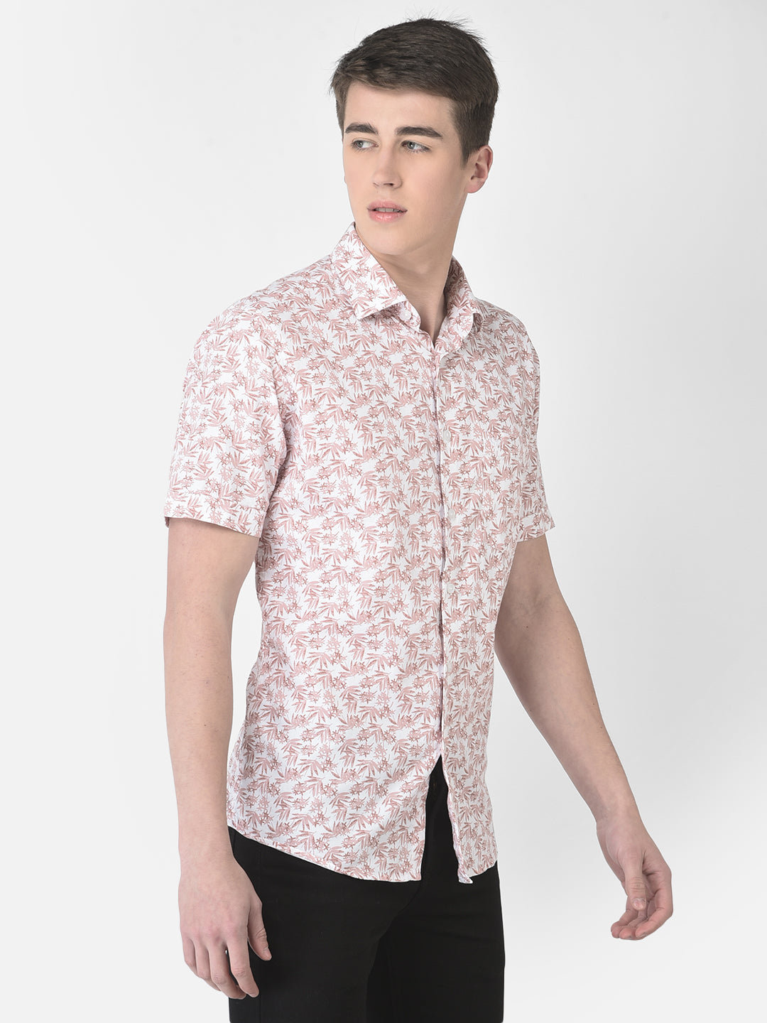  Short-Sleeved Peach Floral Shirt