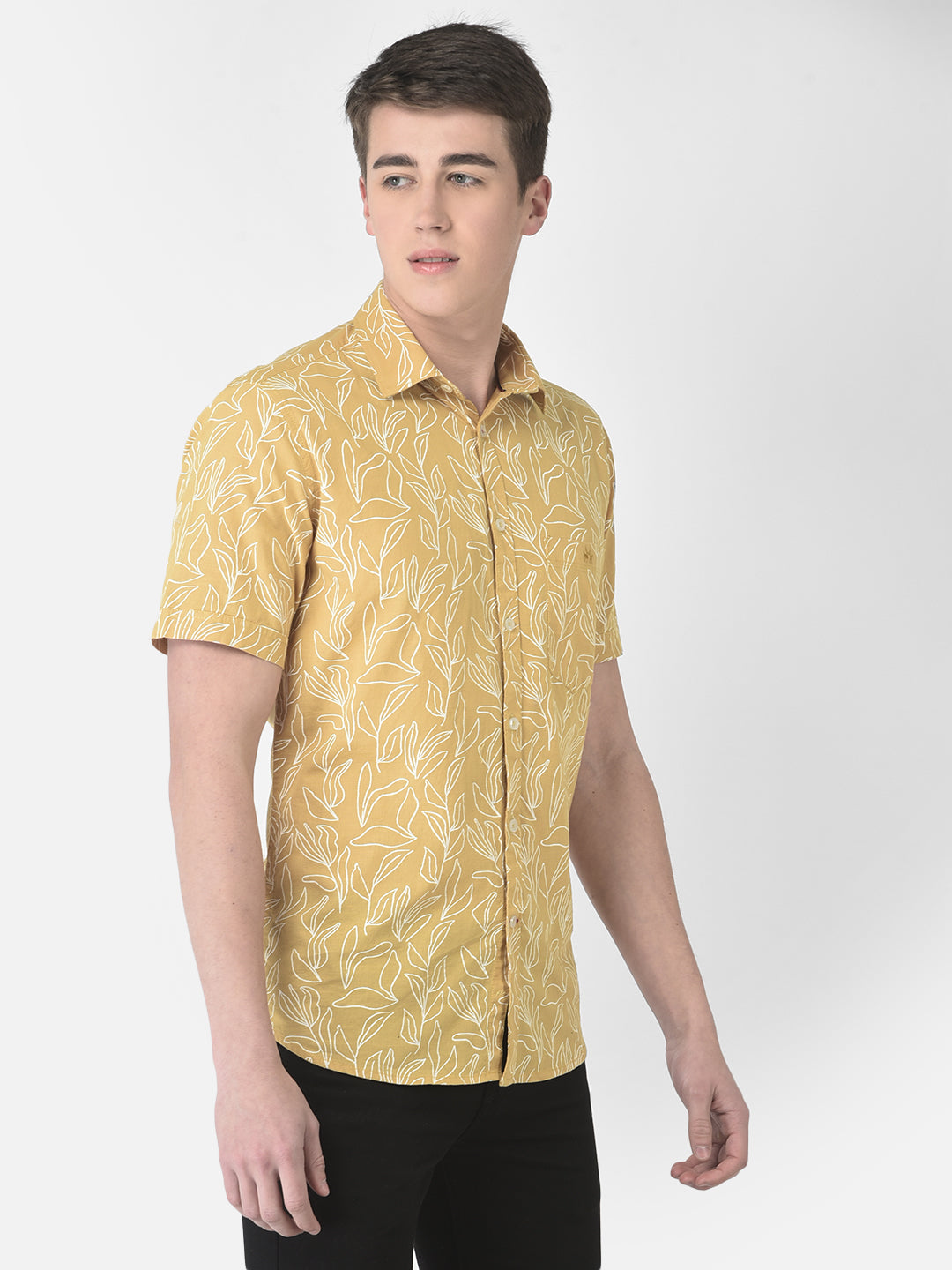  Yellow Short-Sleeved Floral Shirt