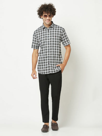  Black Short-Sleeved Checked Shirt