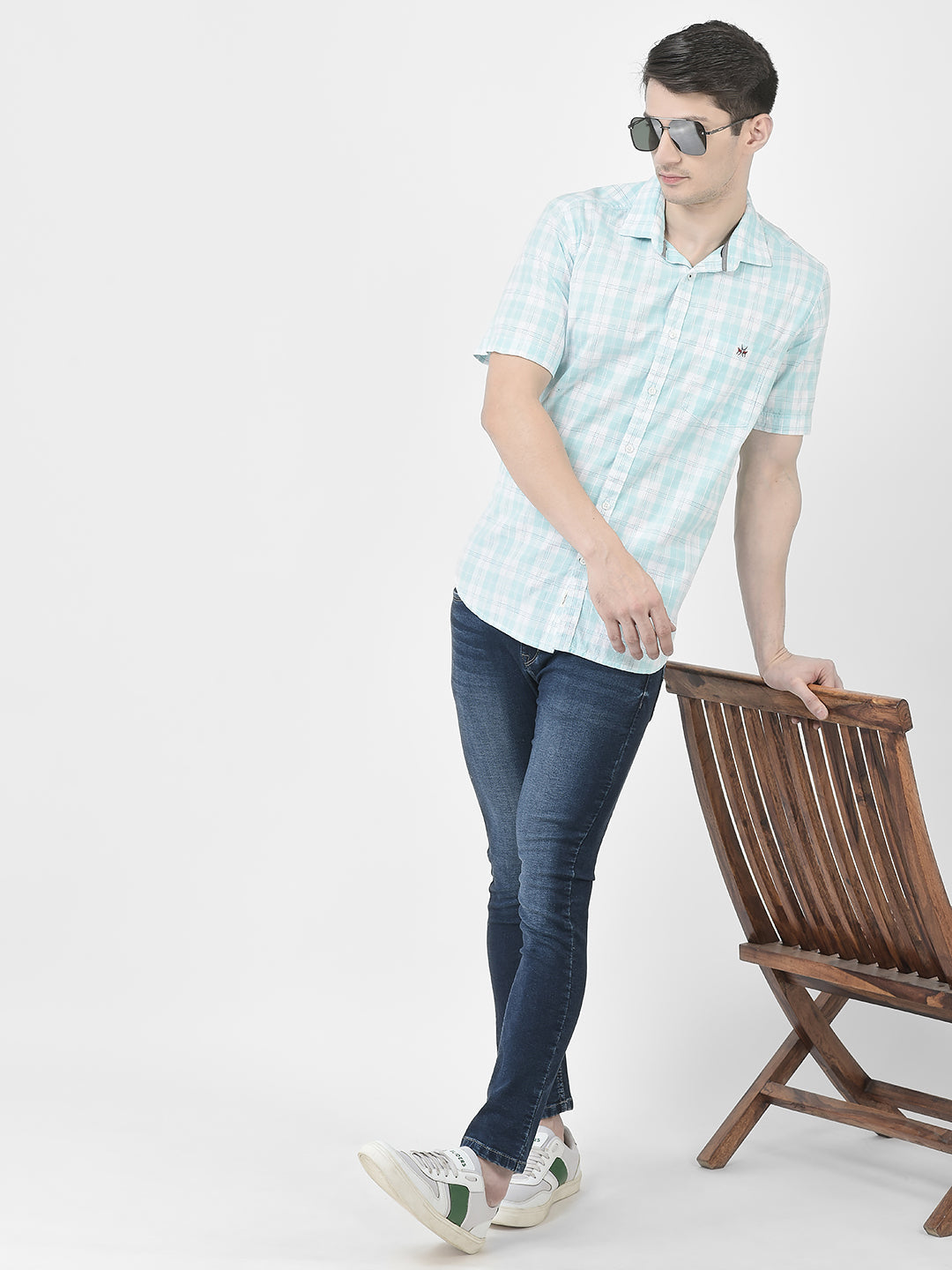  Sky Blue Short-Sleeved Striped Shirt 