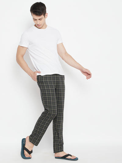 Light Green Checked Cotton/Polyester Men Tapered Fit Casual Trousers -  Selling Fast at Pantaloons.com