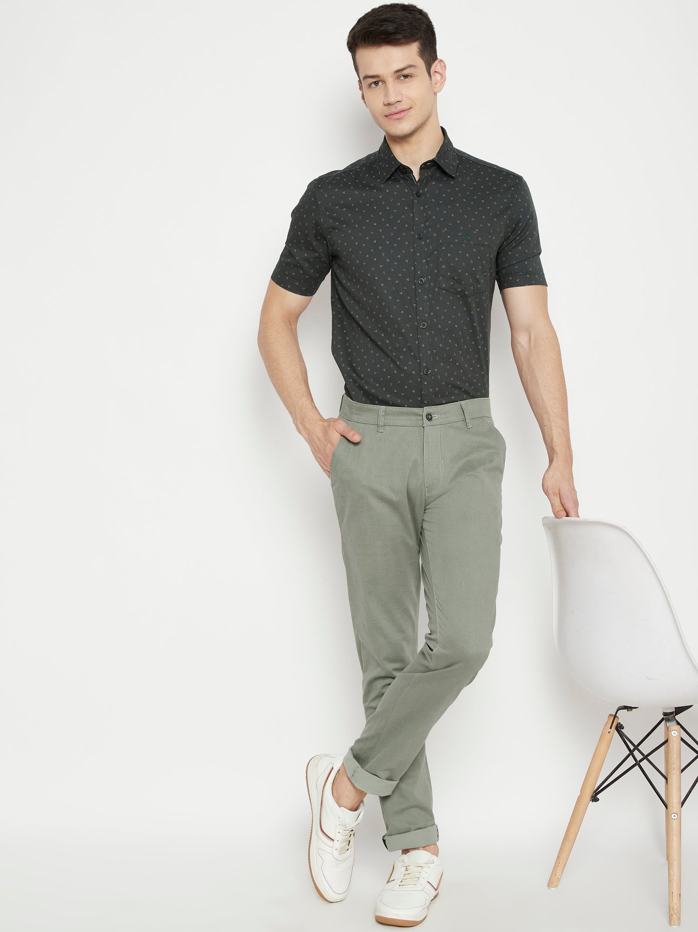 Grey Printed Slim Fit Trousers - Men Trousers